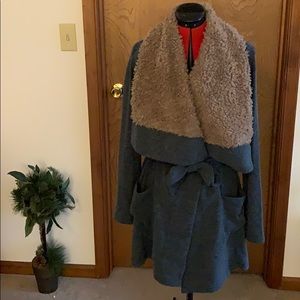 Sweater with Fur Collar